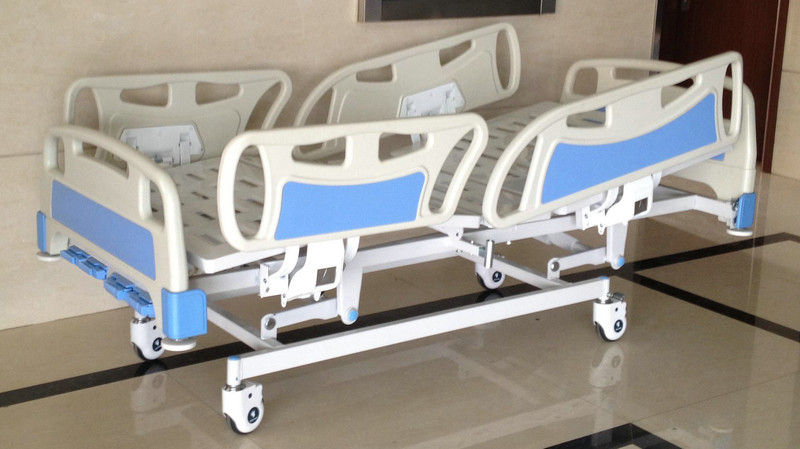 Katlanır Hastanesi yoğun bakım yatak, ABS yan raylar ile manuel Ward yataklar