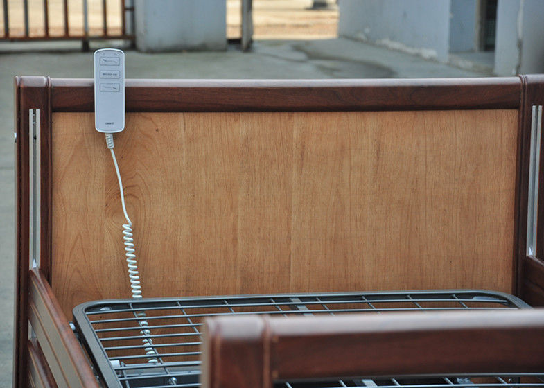Tam Boy Koruması Özel Elektrikli Huzurevi Yataklar Yan Rayları